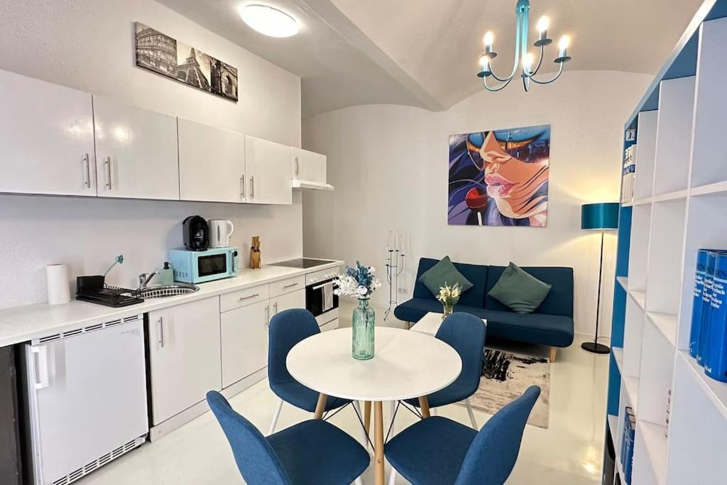 C'Est La Vie A Paris Apartment Viena Exterior foto